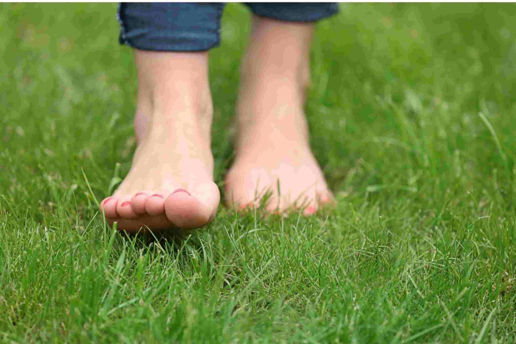 walking barefoot on the earth